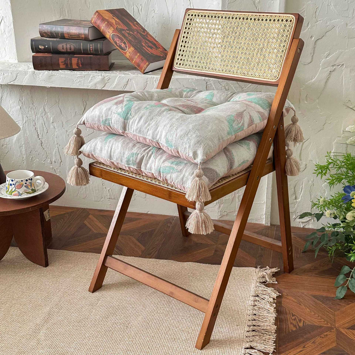 Square Seat Cushion with Polyester Fabric and Fiber Filling